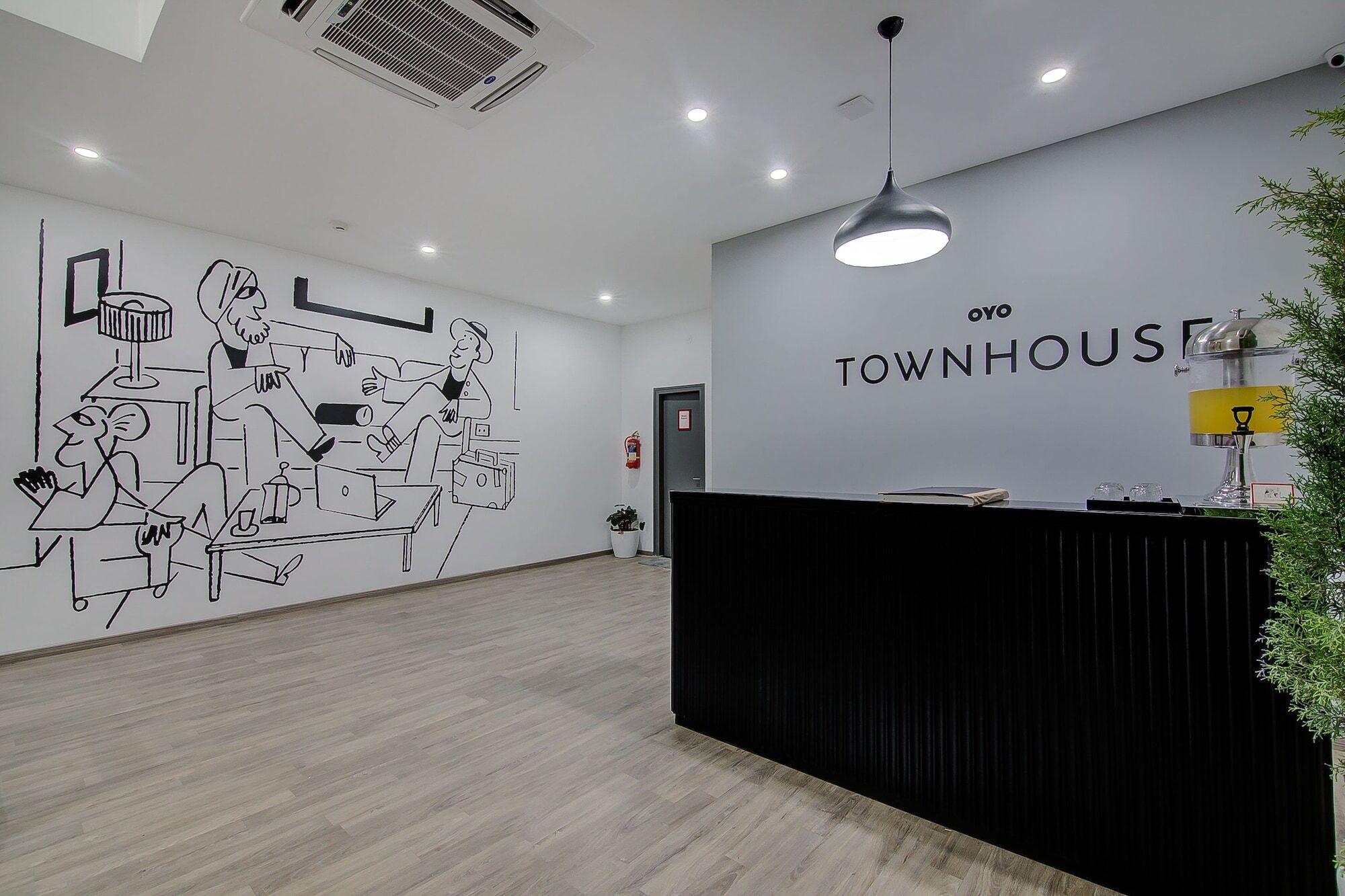 Hotel Oyo Townhouse 044 Sector 14 Gurugram Gurgáon Exteriér fotografie