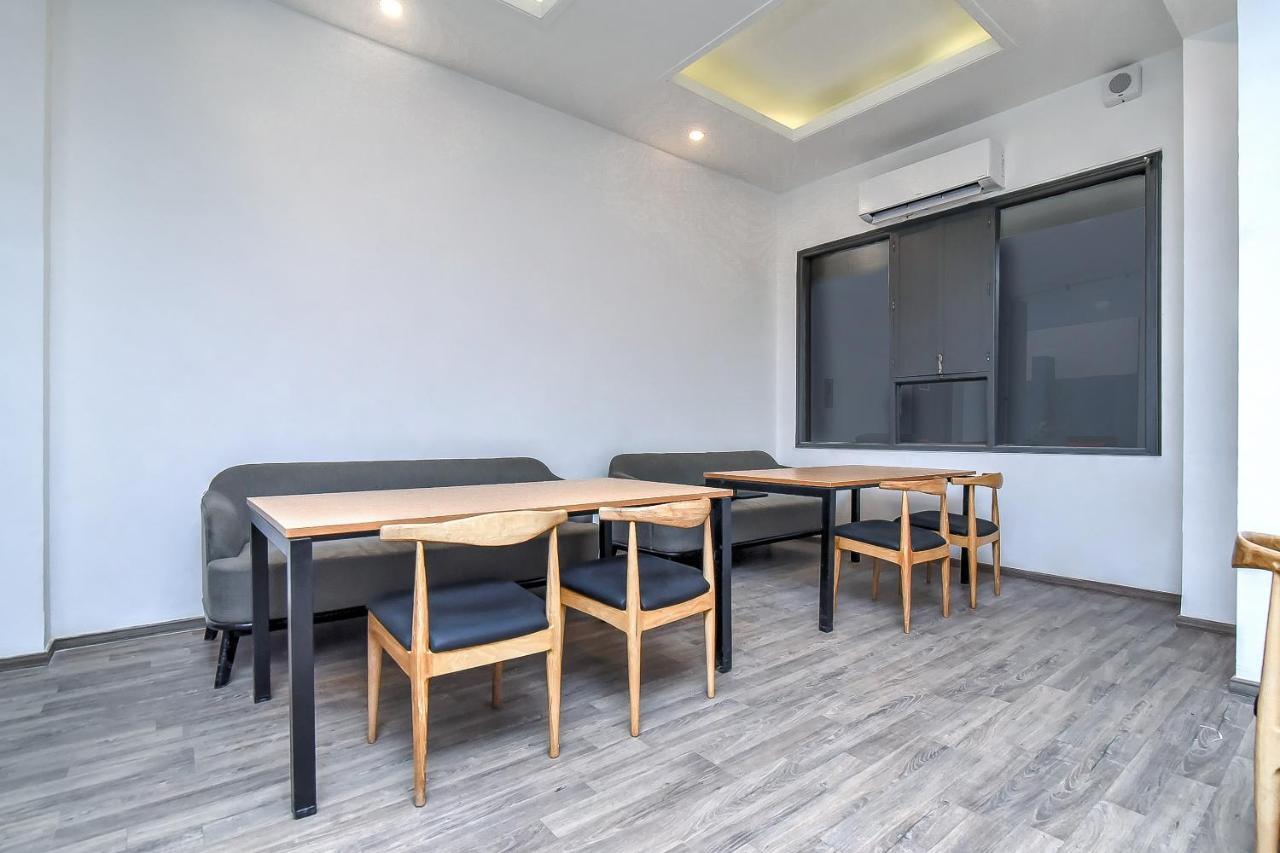 Hotel Oyo Townhouse 044 Sector 14 Gurugram Gurgáon Exteriér fotografie